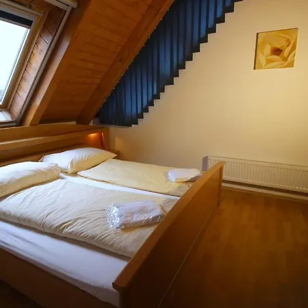 Bakarloko Lipno Lipno nad Vltavou